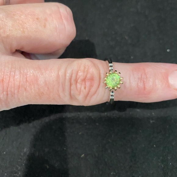 Jewelry - White 14k and yellow gold peridot ring with diamonds
